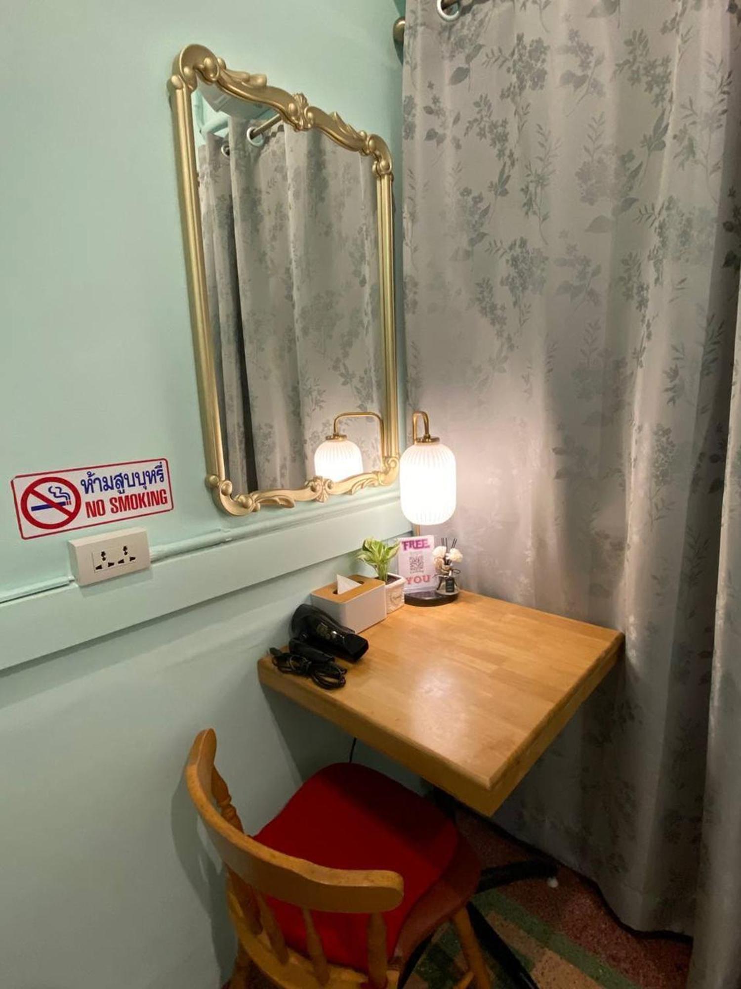 Hostel Lemon Siam Petchaburi Road Bangkok Kültér fotó