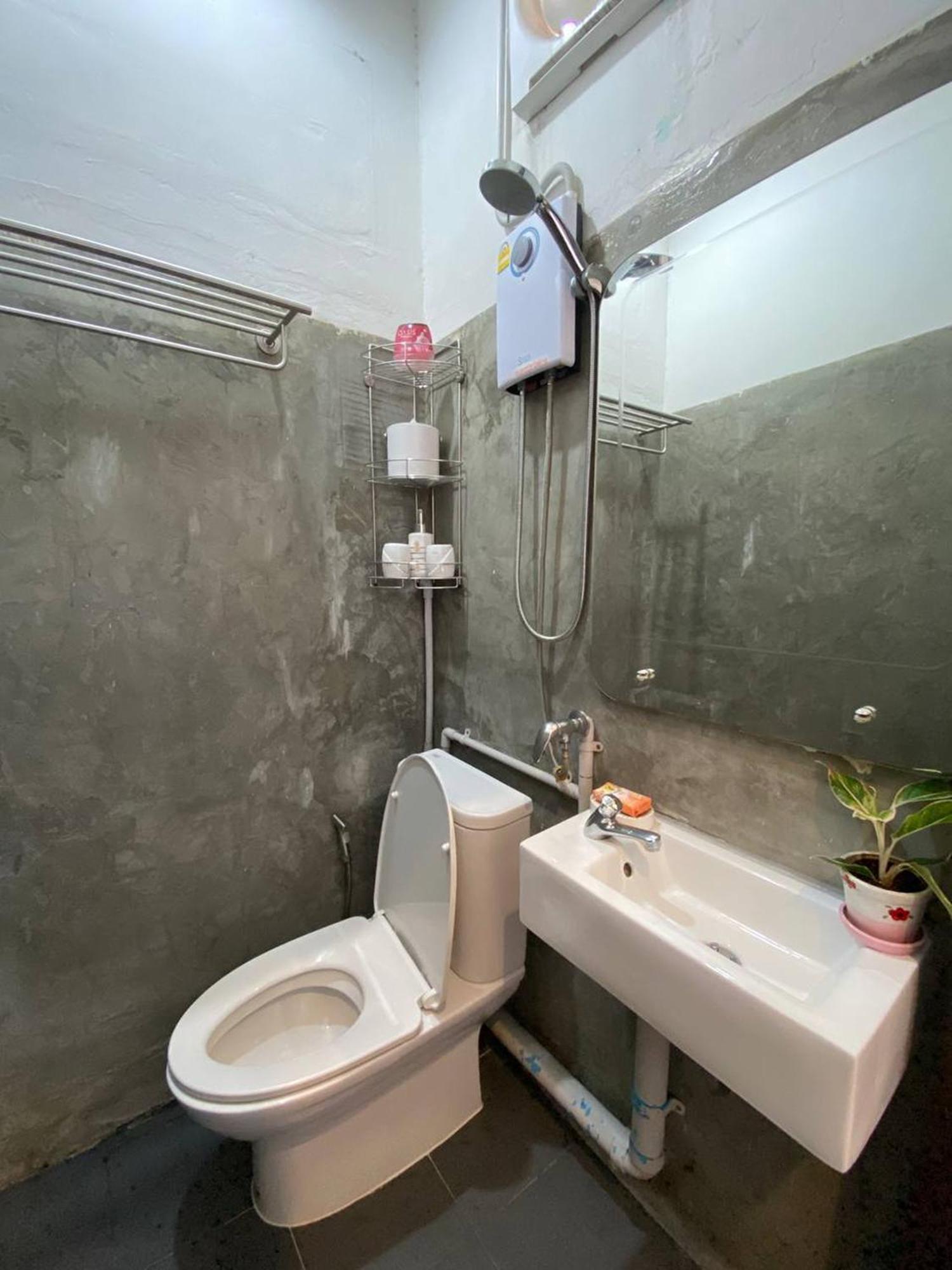 Hostel Lemon Siam Petchaburi Road Bangkok Kültér fotó